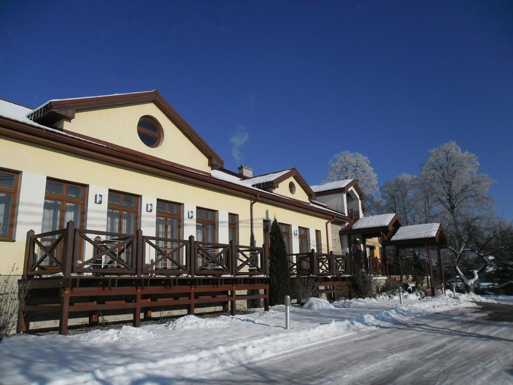 Red Deer Hotel Brezno Exterior photo